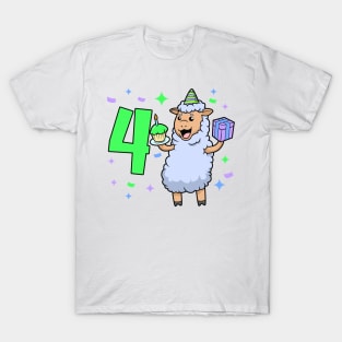 I am 4 with sheep - girl birthday 4 years old T-Shirt